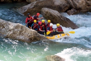  漂流运动下降卡斯特拉 